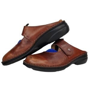 Finn Comfort Stanford Mary Jane Leather Clogs